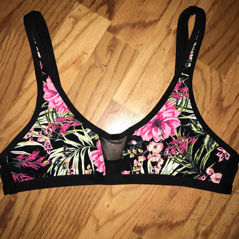 Mesh bikini top